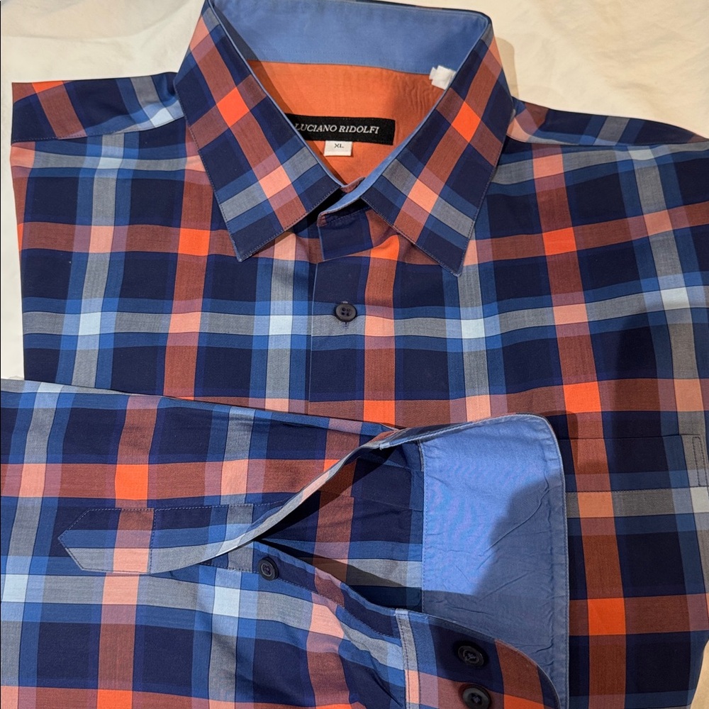XL Luciano Ridolfi Shirt 💙🧡